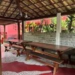 Novos Baianos Hostel e Suites
